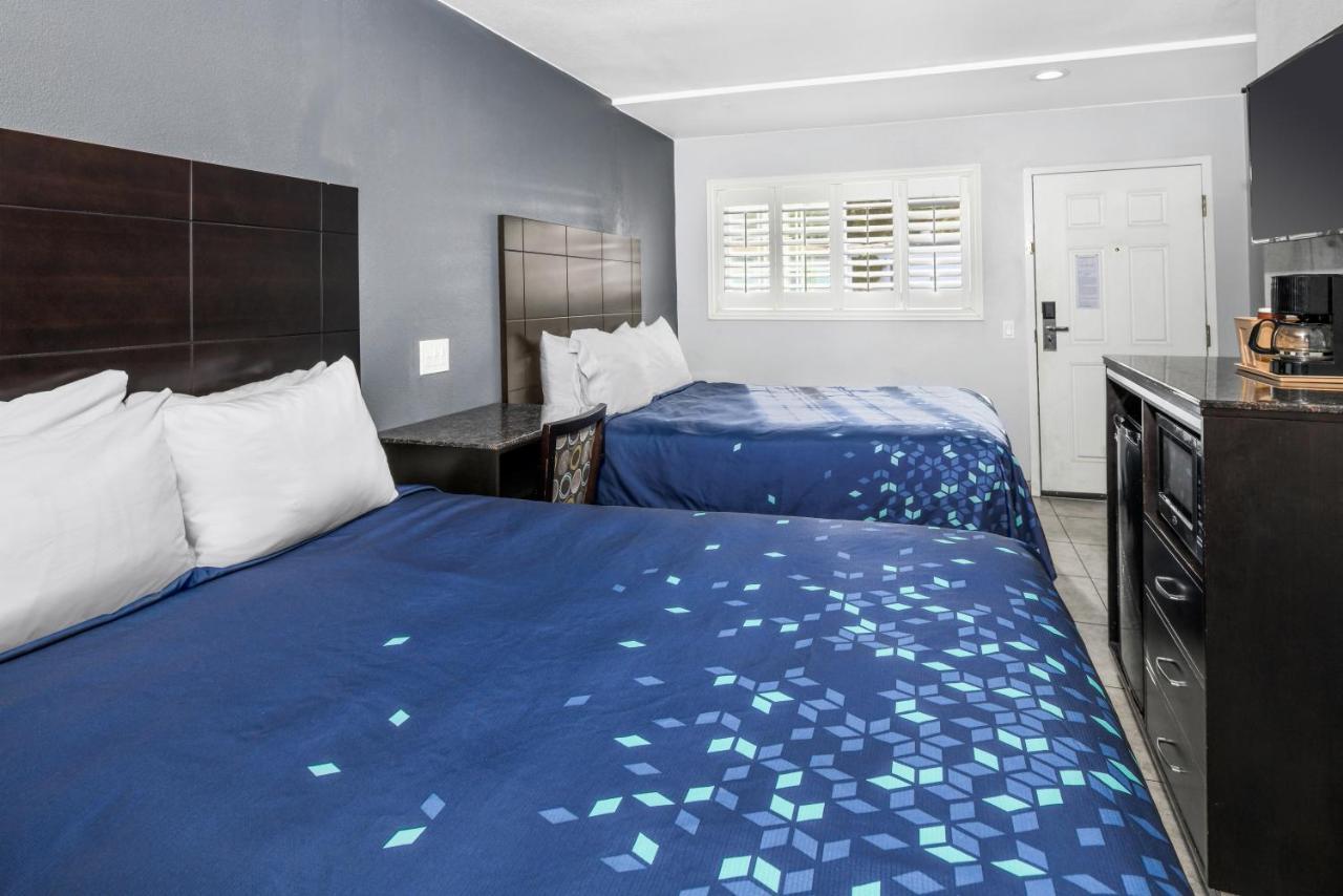 Scandia Motel Carlsbad Dış mekan fotoğraf