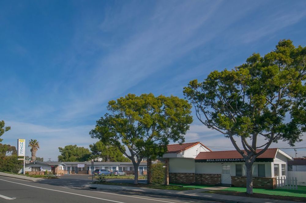 Scandia Motel Carlsbad Dış mekan fotoğraf