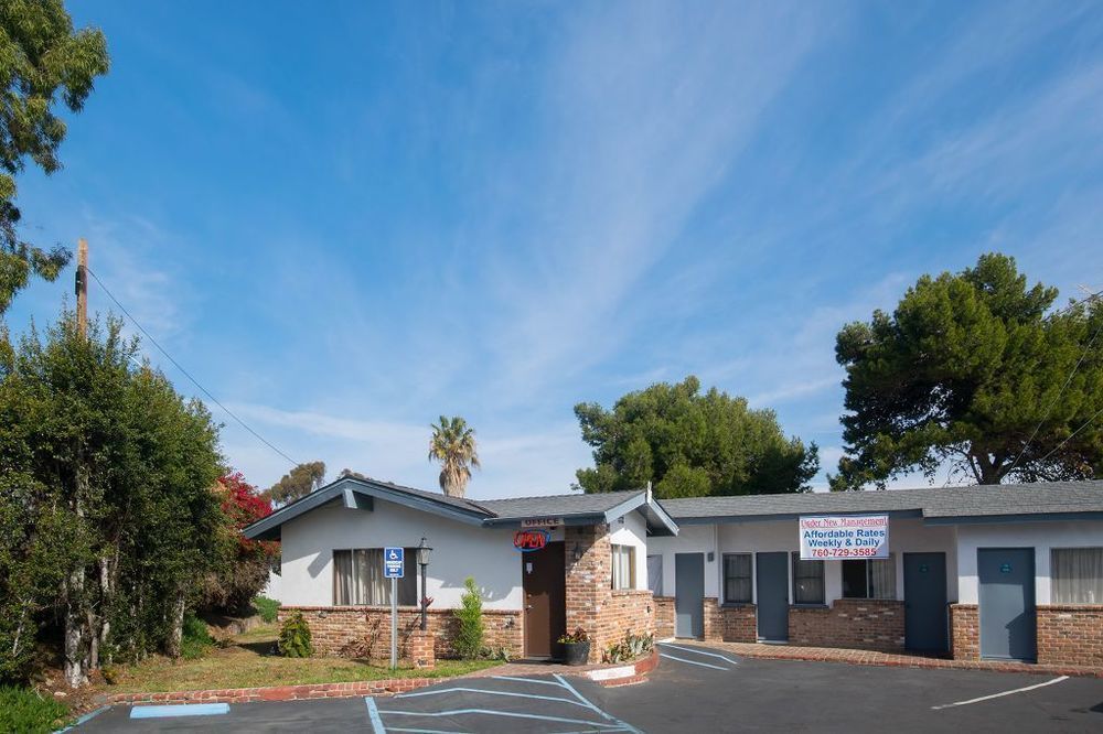 Scandia Motel Carlsbad Dış mekan fotoğraf