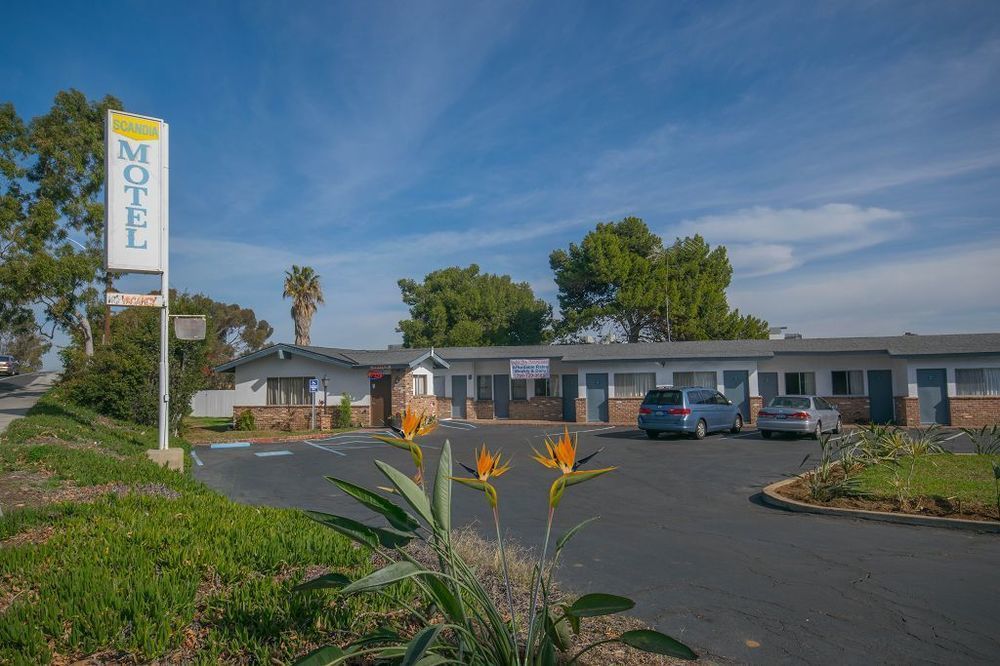 Scandia Motel Carlsbad Dış mekan fotoğraf